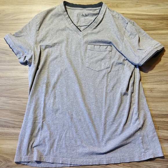 Armani exchange tshirt - Picture 1 of 4